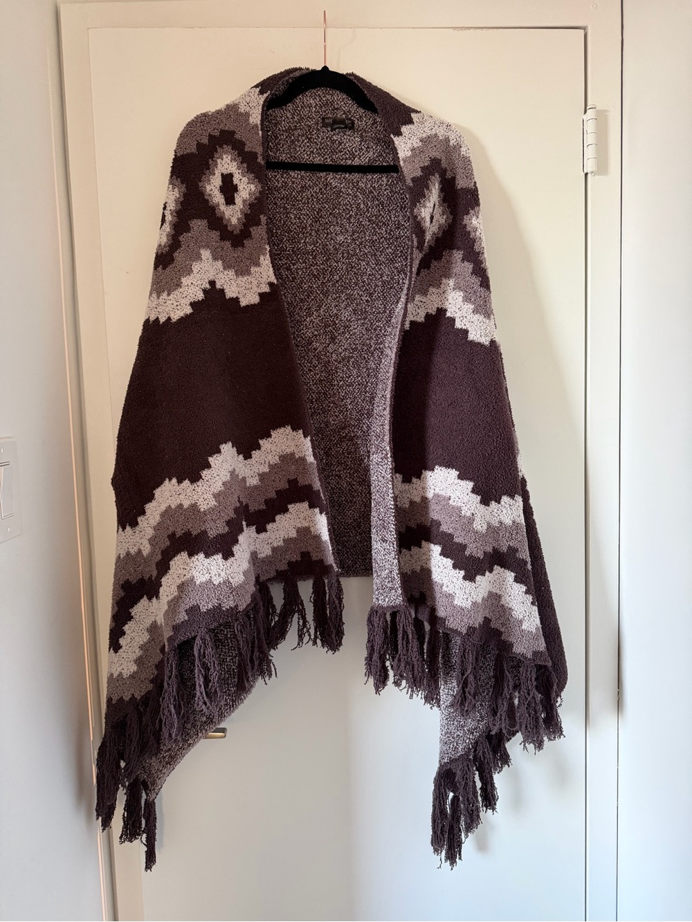 Barefoot Dreams cozychic mosaic wrap